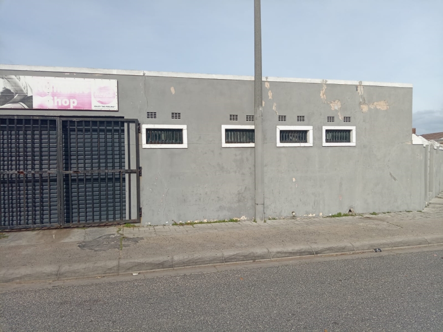 4 Bedroom Property for Sale in Westridge Western Cape
